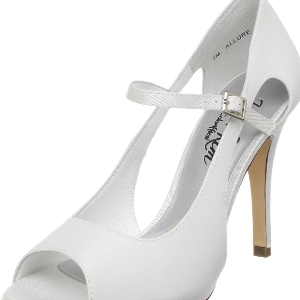 SALE~Jen + Kim for Coloriffics Women's Bridal 9.5 ALLURE  6*$12 items for $50